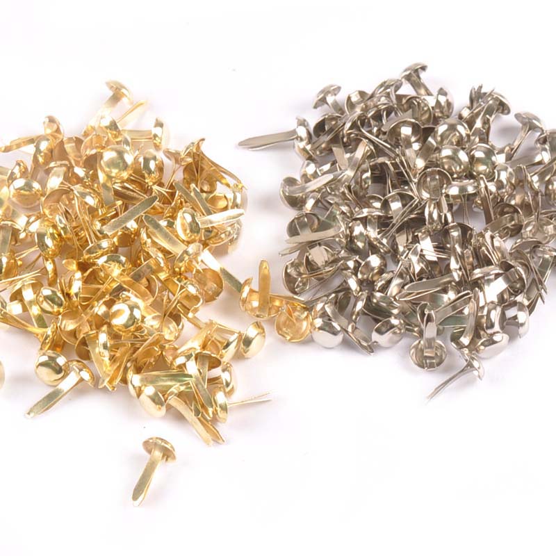 Embellishments For Scrapbooking - 100 Pezzi Mix di Brads Rotondi