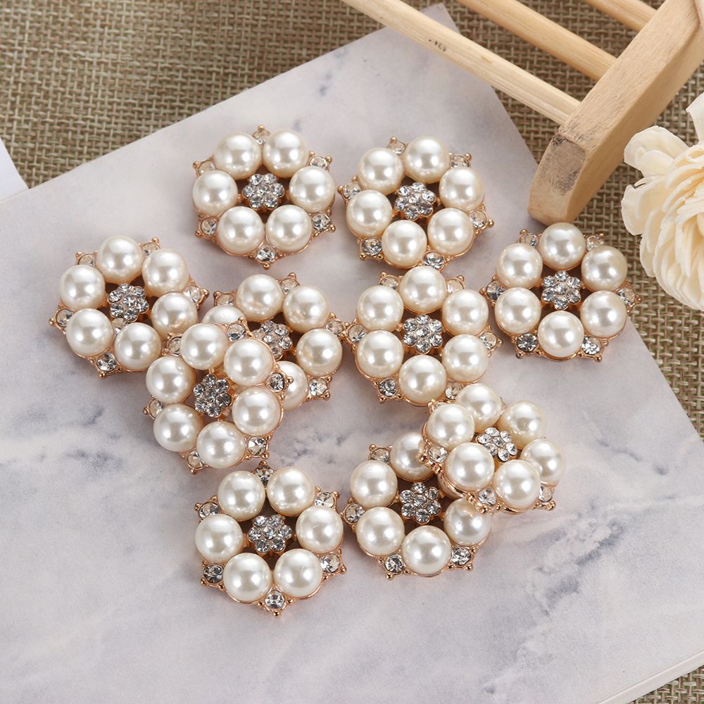 Bellissimo bottone da cucito a - Embellishments For Scrapbooking recensione e prezzo